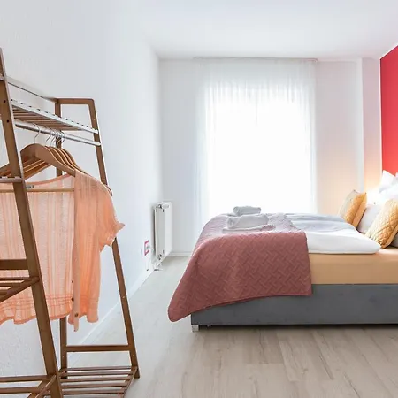 Golden Design Apartment, Zentral, Familie Und Business, 1000 Mbit Apartman Duisburg